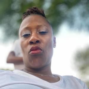 Meet your Posher, Pamela